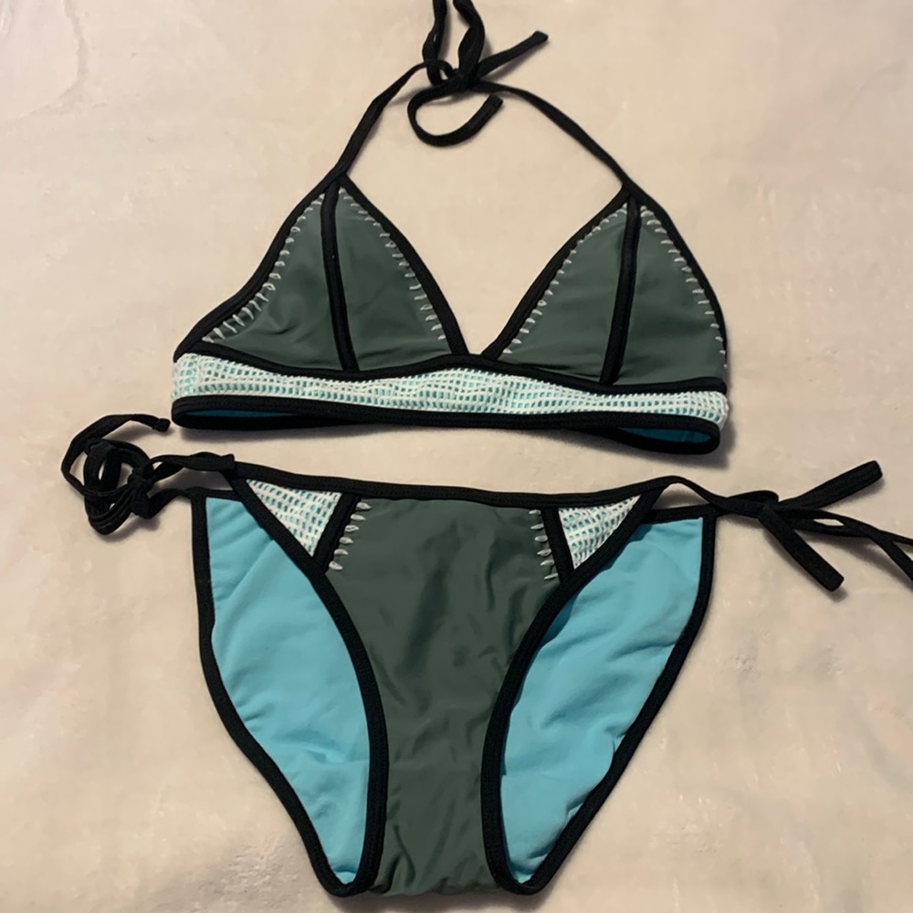 Xhilaration two pieces swimsuit
